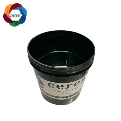 UV goutte à goutte du vernis et de l'apprêt pour l'effet mate